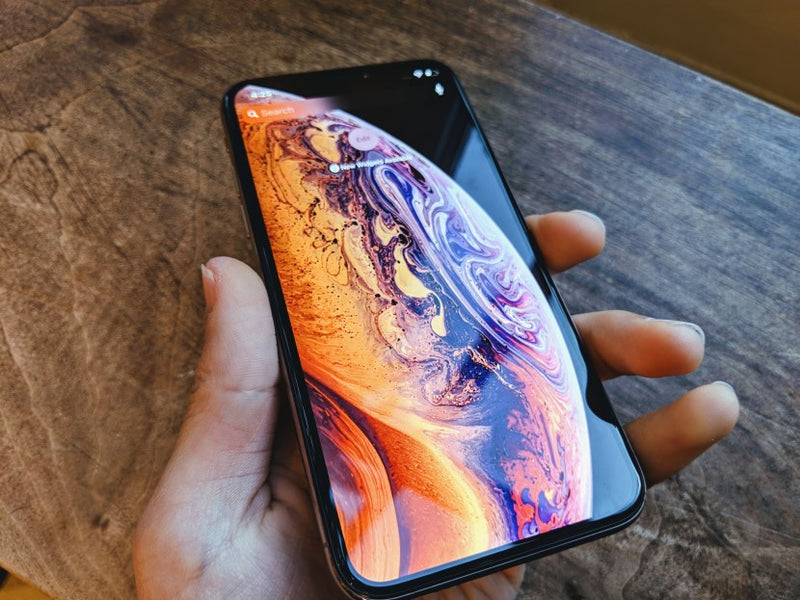 Guide to Buying a Refurbished iPhone XS - WeSellTek